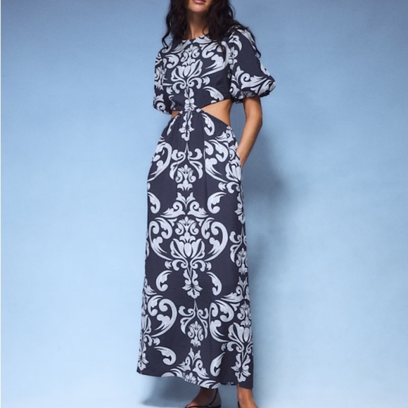 Abercrombie & Fitch Short Sleeve Cutout Maxi Dress in Blue Pattern - Picture 1 of 5